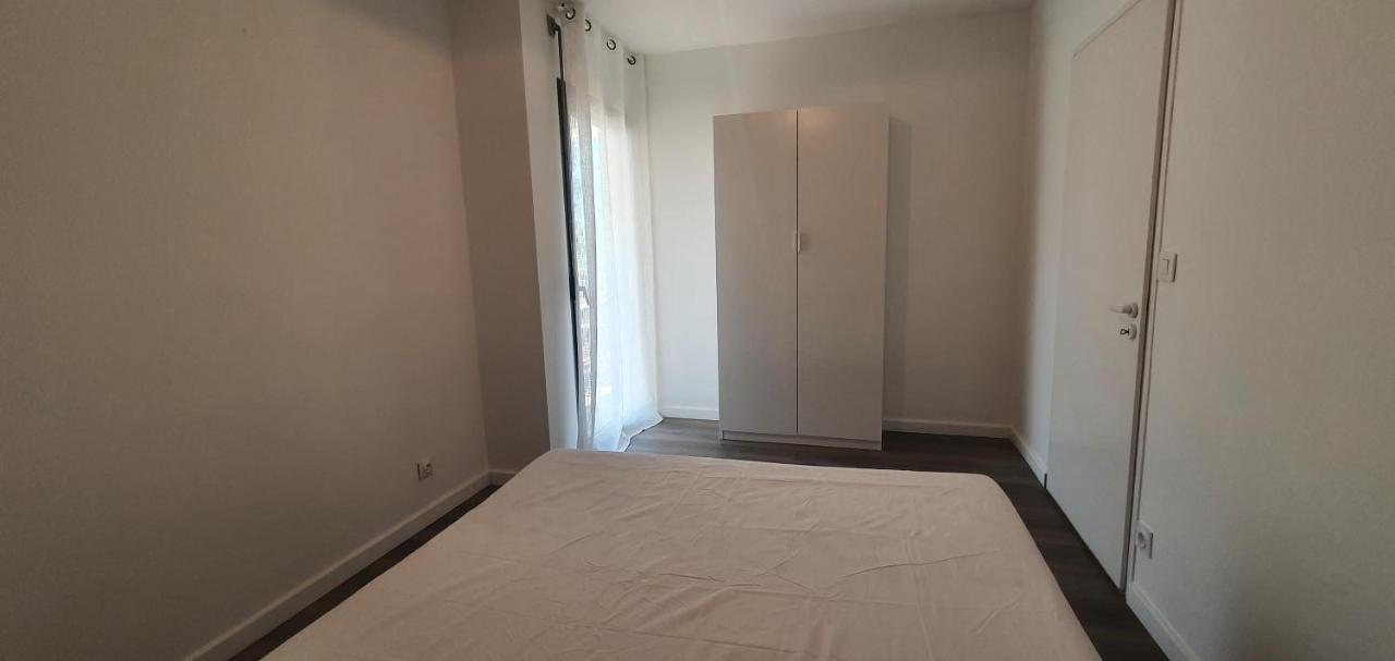 Apartment Prestige, Calme & Terrasse Ensoleillee *