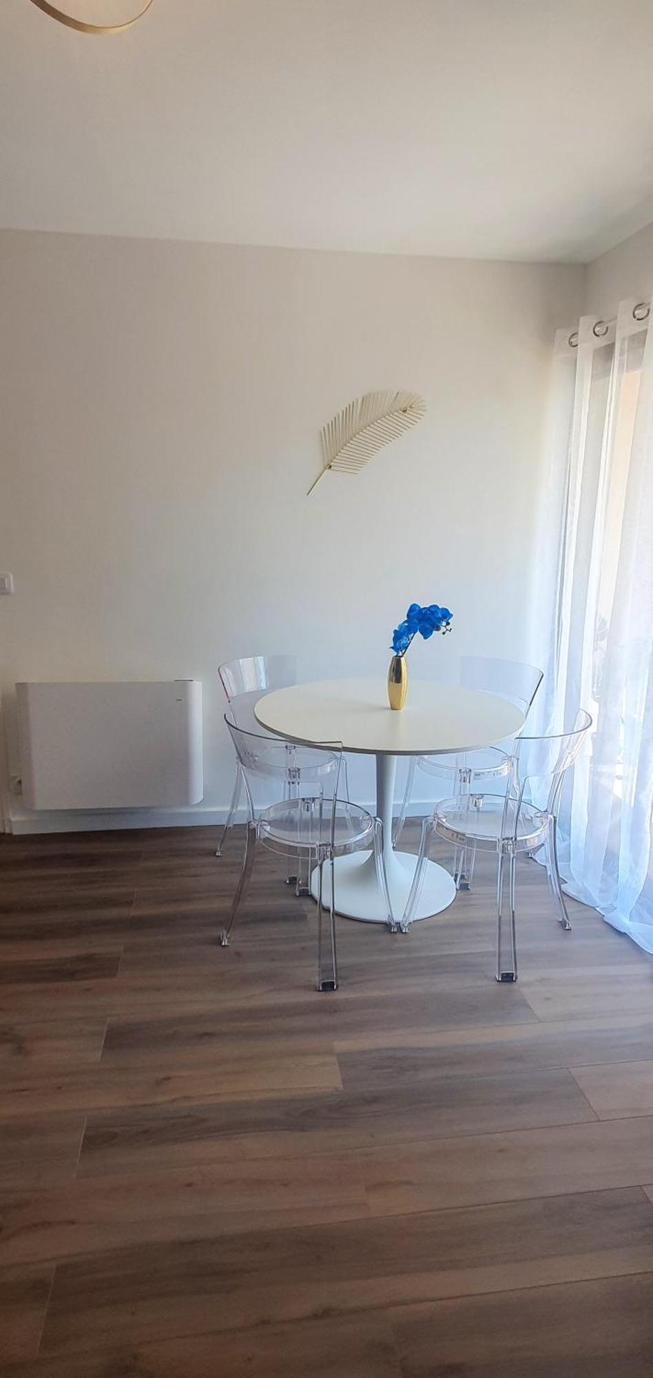 Prestige, Calme & Terrasse Ensoleillee